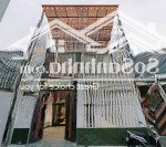 Bán gấp nhà 3 tầng cực kì tâm huyết, khu vực yên tĩnh, dân trí cao, giá chỉ nhỉnh 5 tỷ