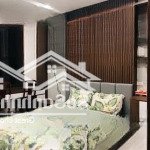 Bán nhà lô góc - ô tô tránh - kinh doanh - ngõ 445 lạc long quân - 30m - mt 4m - 5 tầng - giá 7.4
