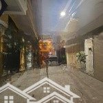 Bán nhà ô tô vào nhà phạm tuấn tài, cầu giấy. 50m2 x 5 tầng, mặt tiền 4,5 m. sổ vuông, giá 17 tỷ