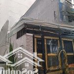 Chủ cần tiền bán gấp nhà sổ hồng riêng 134m2, (5 x27m)2pn, 2wc tại ql50, bình chánh, 5,6 tỷ