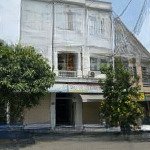 ông chú bán nhà trọ visip1 bình dương, thu nhập 70triệu. thiết kế cổ điển cao cấp. 0366 236 237