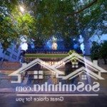 Khách sạn 4* đẳng cấp signature, thợ nhuộm. vị trí đắc địa, doanh thu siêu khủng và pháp lý đầy đủ.