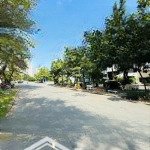 Em bán đất khu huy hoàng, phú nhuận, thế kỷ, villa thủ thiêm. ngay khu hành chính q2 lh 0915698839