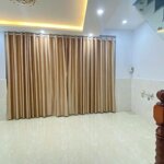 Nhà đúc 2 tầng, gần trường ptth tây thạnh, 2.35 tỷ