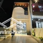 Hot bán nhà đẹp tại đường thái phiên, p9, q11. 3 tầng, giá sốc. hẻm xe hơi. giá 2,86tỷ. x765069021