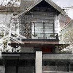 Bán bt hoa lan 250m2 đất vuông vắn, đã hoàn thiện, view thẳng almaz, sau nhà sông rộng, giá 70 tỷ