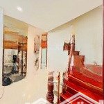 Bán gấp căn tô hiến thành, p14, quận 10 ngay mặt tiền hai bên giá 3tỷ500tr lh 0766372521 xem nhà