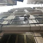 Chủ chuyển nhà lên phố nên nhờ em bán căn nhà 5 tầng tại kim hoàng, 30m2, đầy đủ nội thất