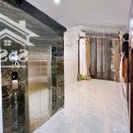 6.5 tầng, thang máy, 3 bước chân ra hồ, diện tích rộng, ở sướng, giáp phố tại phương liệt