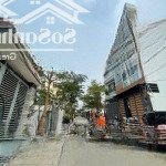 Kẹt tiền bán rẻ đất thổ cư 5x20m, giá 5.5 tỷ, mặt tiền hẻm xe hơi đường dương cát lợi, sát quận 7