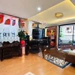 Chính chủ bán căn 96,7m2 3pn - 2vs. tầng trung, căn góc, full nội thất. sẵn slot oto. ban công đb