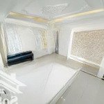 Siêu phẩm studio nhiều cửa sổ lớn, full nội thất gần chợ bến thành