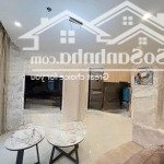 Mình có quỹ căn giá tốt ở royal city 1 - 2 ngủ giá tốt (55m2, 63m2, 88m2, 89m2, 106m2) giá từ 5.8tỷ