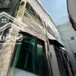 Nhà trung tâm 3 tháng 2 q.10 sầm uất sổ vuông nở hậu 5,1 tỷ ( rẻ nhất thị trường )