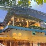 Chủ nhà gửi bán nhà mặt phố vương thừa vũ:165m2,4 tầng lô góc,mt:9m.giá:70tỷ.lh:0888999766