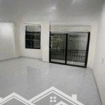 Bán gấp phố quan nhân dt 35m*5t nhỉnh 6 tỷ cách mp 50m, nhà mới kinhkoong ngõ thông full nội thất