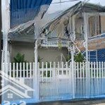 Bán nhà chính chủ 3 pn hướng đông nam nhà ngõ, hẻm 3,99 tỷ22,67 triệu/m176 m đường đại lộ