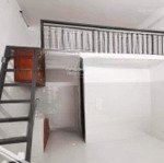 Kdc bình lợi , phường 13 , bình thạnh
phòng tầng trệt có ggác trong nhà biệt thự bình lợi công kha