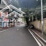 Bán nhà 2 mặt tiền đường hoàng quốc việt - cầu giấy, 105m2 x mt 7m. 32 tỷ, ô tô tránh, gần phố.