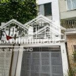 Cho thuê nhà liền kề kđt văn phú, hà đông. dt 90m2, 4 tầng, mt 5m, đh, nl, nhà mới đẹp, giá 20tr/th