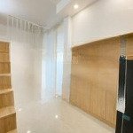 Phòng đẹp-cửa sổ lớn-giá nhỏ xíu ngay lotte mart quận 7