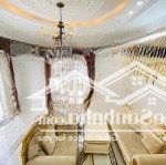 Bán nhà biệt thự kề phú mỹ hưng quận 7. 100m2 mt 9m . giá 7 tỷ x hai mặt tiền, tặng full nội thất