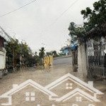 Bán lô 650m2 có 250m thổ cư, bám sông đà. sẵn nhà cấp 4 đẹp.giá chỉ 3,x tỷ