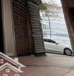 Vô cùng hiếm - trích sài lô góc - 1 nhà ra phố và hồ tây - ở sướng - 36m x 4tầng giá 14.3 tỷ