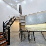 Nhà mới xây 100% tại liên bảo, vĩnh yên, vĩnh phúc 2 tầng 3 ngủ fun nội thất sẵn về ở
giá 2ty7xxtr