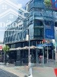 Tòa nhà văn phòng ốp kính sang trọng + góc 2 mặt tiền ngay ngã tư lớn