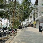 Bán nhà hiếm mặt hồ tây nguyễn đình thi tây hồ - 70m - hai mặt tiền hơn 50 tỷ