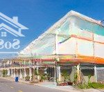 Bán căn shophouse 3 tầng tại oasis city, nhà đã hoàn thiện full nội thất, sổ hồng hoàn công