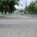 Bán 135m2 đất 500tr ,đ.nguyễn đình chiểu, p4,sóc trăng,shr,cách vincom sóc trăng 2p, lh: 0934108580