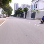Bán biệt thự mặt tiền nguyễn văn hưởng thảo điền quận 2 giá 180 tỷ