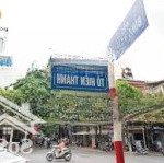 Cho thuê nhà phố tô hiến thành - hai bà trưng dt 35m2 x 5 tầng. mt 4,2m. nguyên căn, thông sàn