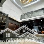 Nhà ngọc lâm - vỉa hè - kinh doanh - thang máy - thiết kế thông sàn - bể bơi vô cực - full nội thất