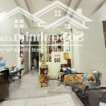 Nhà đẹp 3 tầng 4pn, 3wc ngay trung tâm hiệp phú, đường nhựa 5m ô tô tránh nhau giá chỉ nhỉnh 5 tỷ