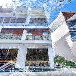 Nhà phố tân cổ điển - nội thất cao cấp xịn xò - kdc anh tuấn riverside