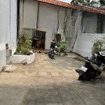 Bán nhà mt đường đào sư tích, gần trường đh mở tp hcm, thích hợp xây chdv, ngang 6 bề thế