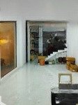 Cho thuê nhà 3 tầng. diện tích 130m2 đường rộng ô tô tránh tại hoàng mai