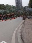 Mặt phố kd tt q. hai bà trưng. chủ mới làm xong sổ. 160m2 x 300tr/m2. nhà 2 mặt đường