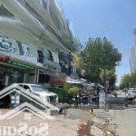 Bán nhà mặt tiền đường d4 khu himlam, tân hưng, q.7 giá 32tỷ. lh: 0909380892 vũ