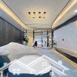 Cho thuê căn hộ tresor, quận 4, bến vân đồn, 2pn, 80m2, giá 18tr/th, nhà đẹp.lh: 0939,125,171 trà