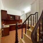 Cho thuê nhà ba gác hào nam kd kết hợp ở, 4 tầng, 32m2, 4 ngủ, 13 triệu