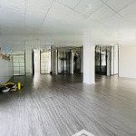 Cho thuê văn phòng 180m2 tại kdc him lam kênh tẻ giá 40tr/th