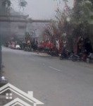 Bán đất tặng nhà mặt phố nguyễn hoàng tôn-tiện ích vip của khu đô thị ciputra