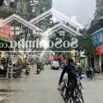 Bán nhà mặt phố hoàng văn thái - vỉa hè kinh doanh - mặt phố ô tô tránh - 40m2 - 18,8 tỷ