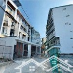 Bán nhà 3 tầng sân đậu oto gần biển hòn chồng 7.5 tỷ
