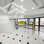 Bán nhà phân lô định công 7 tầng thang máy, mới đẹp, ô tô sát cửa, 45m2 thông sàn kinh doanh