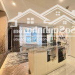 Cho thuê căn hộ 3 phòng ngủ 128m2, full nội thất đẹp, tầng cao view hồ tại sky park lh: 0378456998